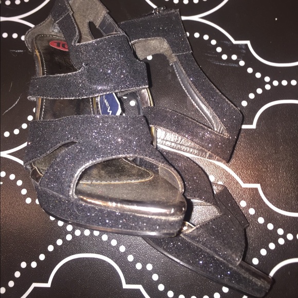 Black Glitter Heels - Picture 7 of 7